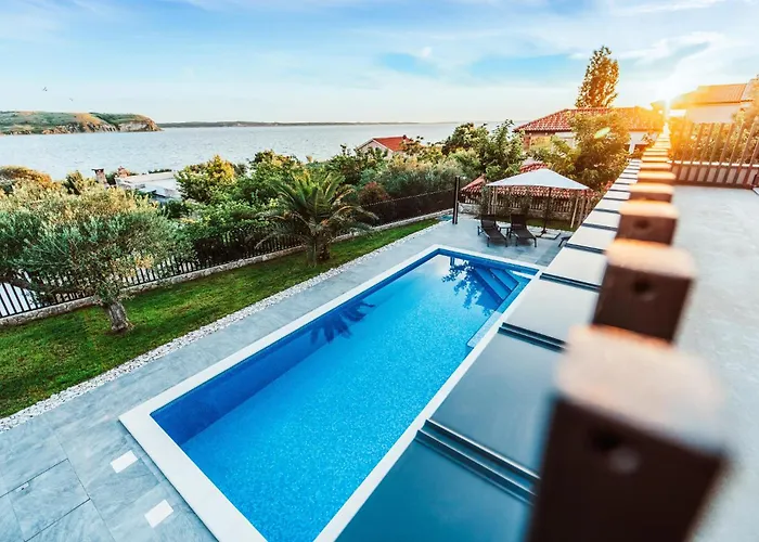 Dom wakacyjny 5 Bedroom Stunning In