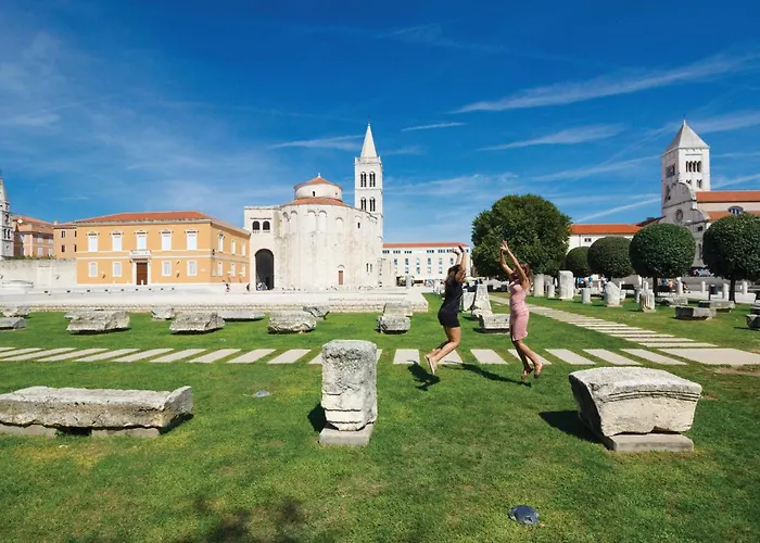 5 Bedroom Stunning In Ražanac